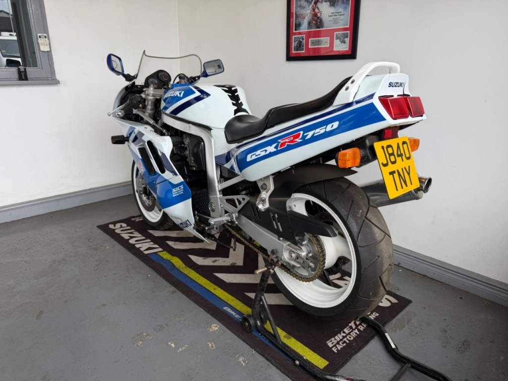 Used Suzuki GSX-R 1991 for sale - 78850185: Photo 7