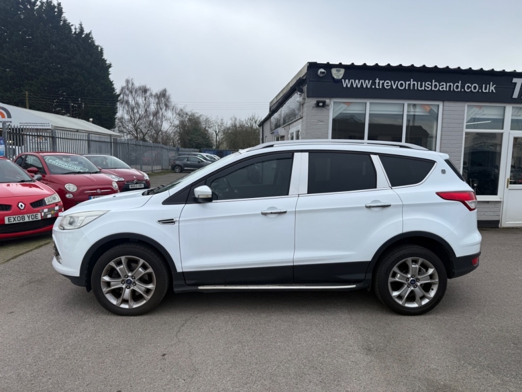 Used Ford Kuga 2014 for sale - 77113229: Photo 2