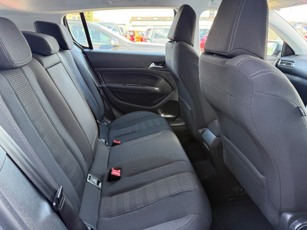 Used Peugeot 308 2015 for sale - 75875215: Photo 13