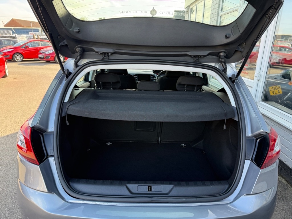 Used Peugeot 308 2015 for sale - 75875215: Photo 14