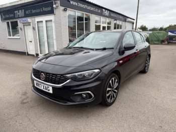 2017 - TIPO LOUNGE 5-Door