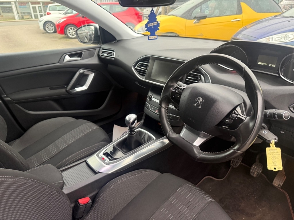Used Peugeot 308 2015 for sale - 78095748: Photo 9