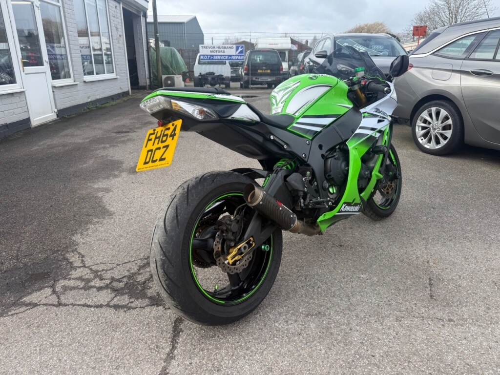 Kawasaki NINJA ZX 10