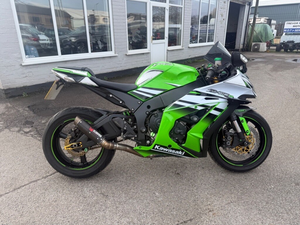 Kawasaki NINJA ZX 10