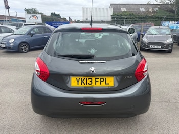 Used Peugeot 208 2013 for sale - 75641853: Photo
