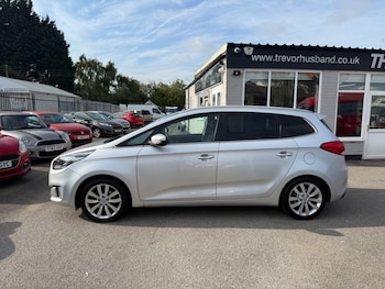 Used Kia Carens 2014 for sale - 75380790: Photo