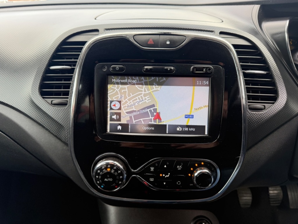 Used Renault Captur 2015 for sale - 76312260: Photo 10