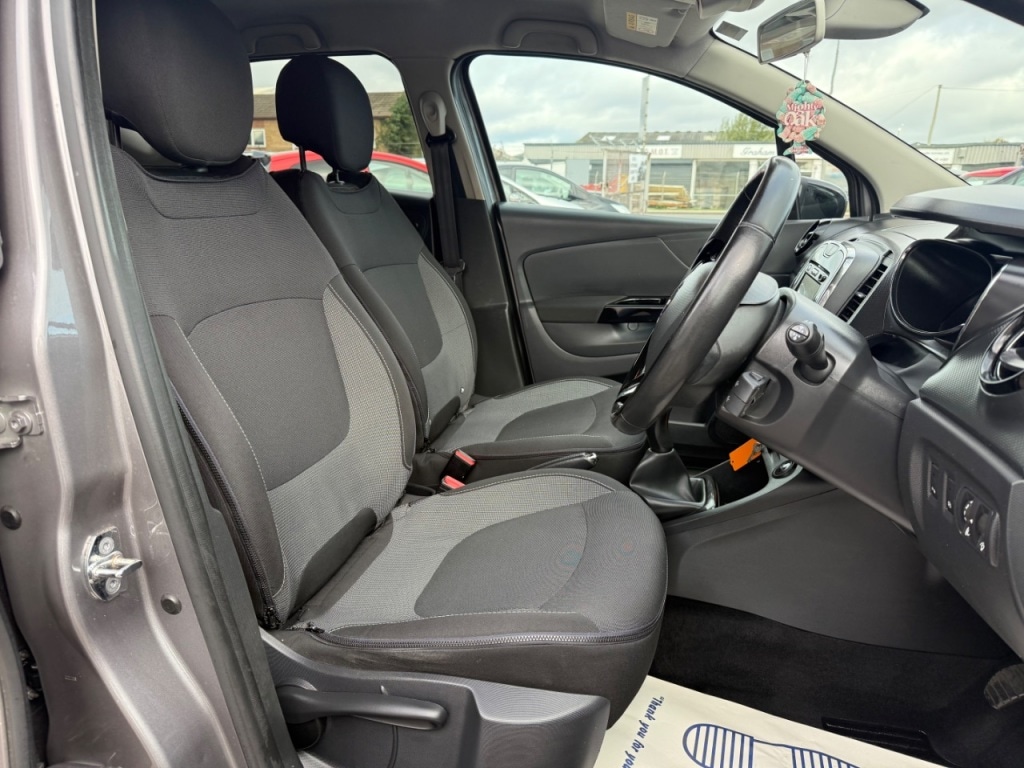 Used Renault Captur 2015 for sale - 76312260: Photo 11