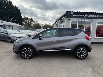 Used Renault Captur 2015 for sale - 76312260: Photo