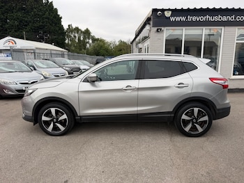 Used Nissan Qashqai 2014 for sale - 79017471: Photo