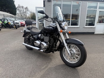 Used Triumph BONNEVILLE 2015 for sale - bike-77990249: Photo