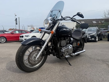 Used Triumph BONNEVILLE 2015 for sale - bike-77990249: Photo