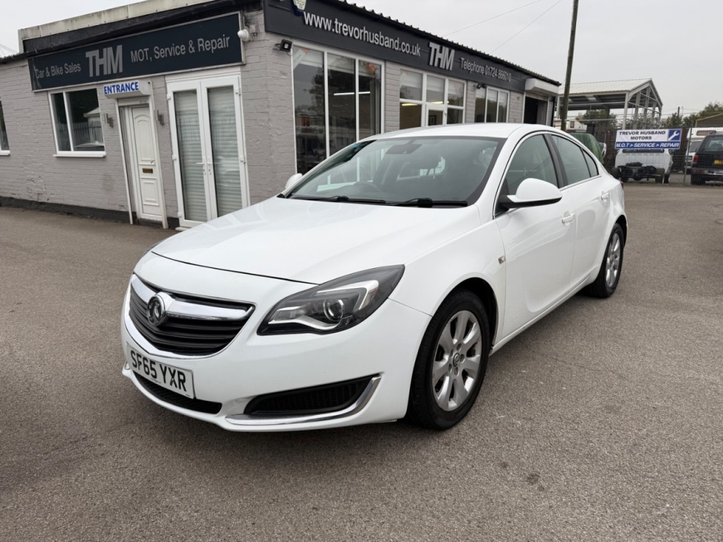 Used Vauxhall Insignia 2015 for sale - 76101293: Photo 1