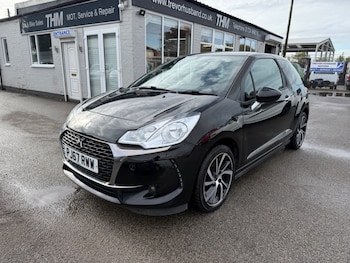 2017 - DS3 CONNECTED CHIC PURETECH 3-Door