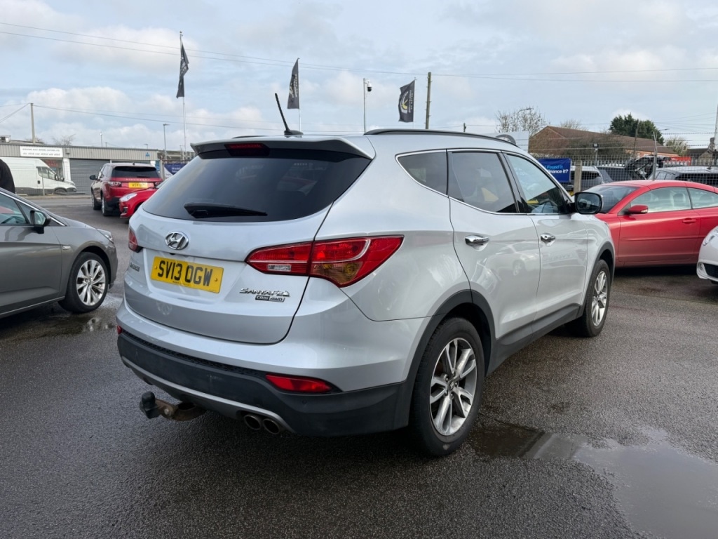 Used Hyundai Santa Fe 2013 for sale - 77493877: Photo 5