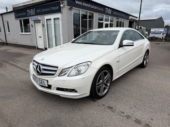 Used Mercedes-Benz E Class 2010 for sale - 78725335: Photo