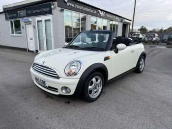 2010 - COOPER AUTO CONVERTIBLE **LOW MILEAGE!** 2-Door