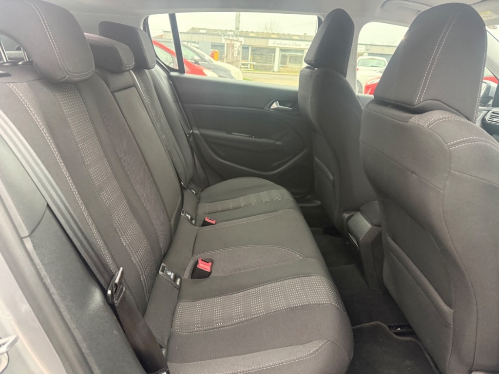 Used Peugeot 308 2015 for sale - 77774928: Photo 12