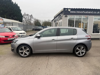 Used Peugeot 308 2015 for sale - 77774928: Photo