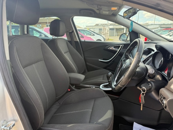 Used Vauxhall Astra 2011 for sale - 75206182: Photo 10