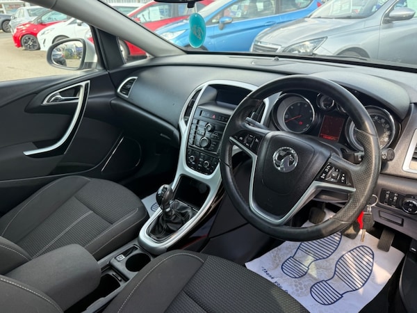 Used Vauxhall Astra 2011 for sale - 75206182: Photo 9