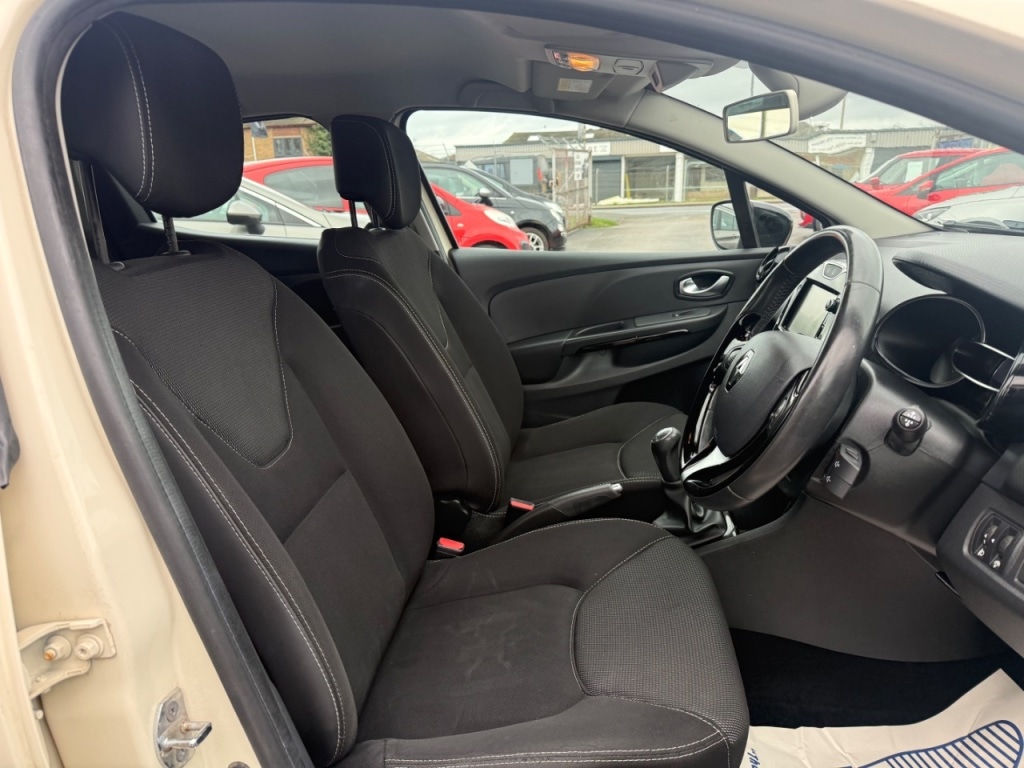 Used Renault Clio 2016 for sale - 77616549: Photo 11