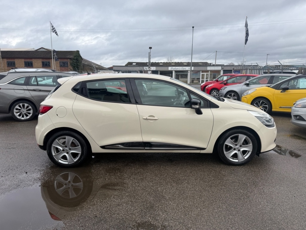 Used Renault Clio 2016 for sale - 77616549: Photo 6