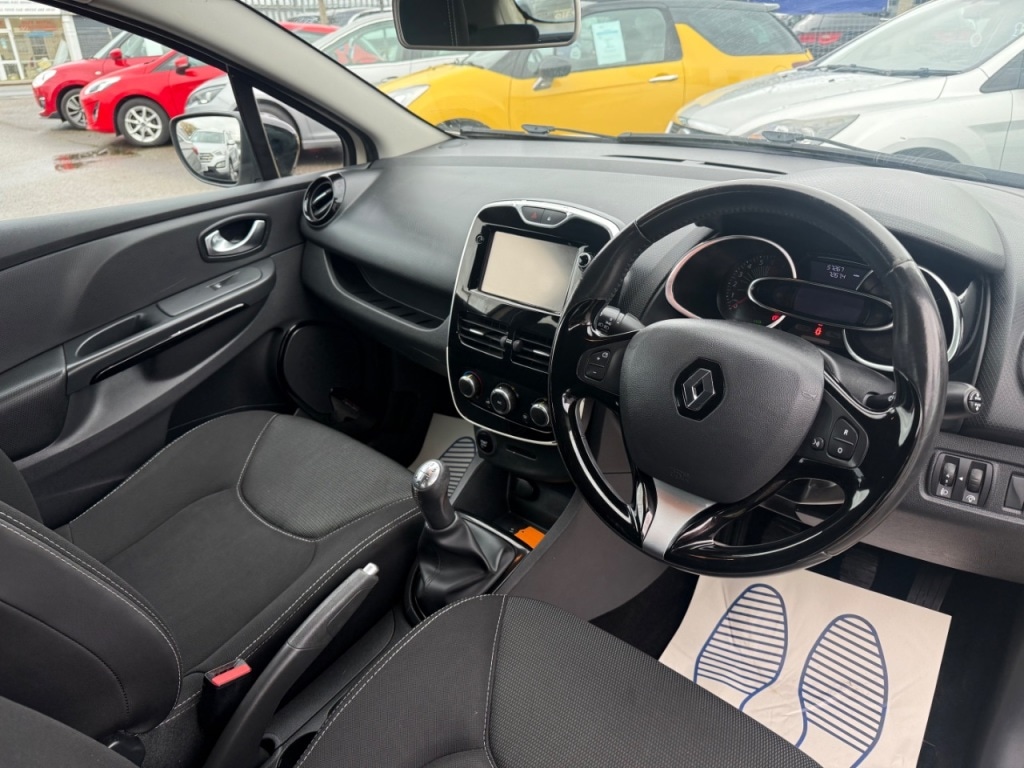 Used Renault Clio 2016 for sale - 77616549: Photo 9