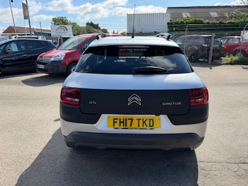 Used Citroen C4 Cactus 2017 for sale - 79017467: Photo