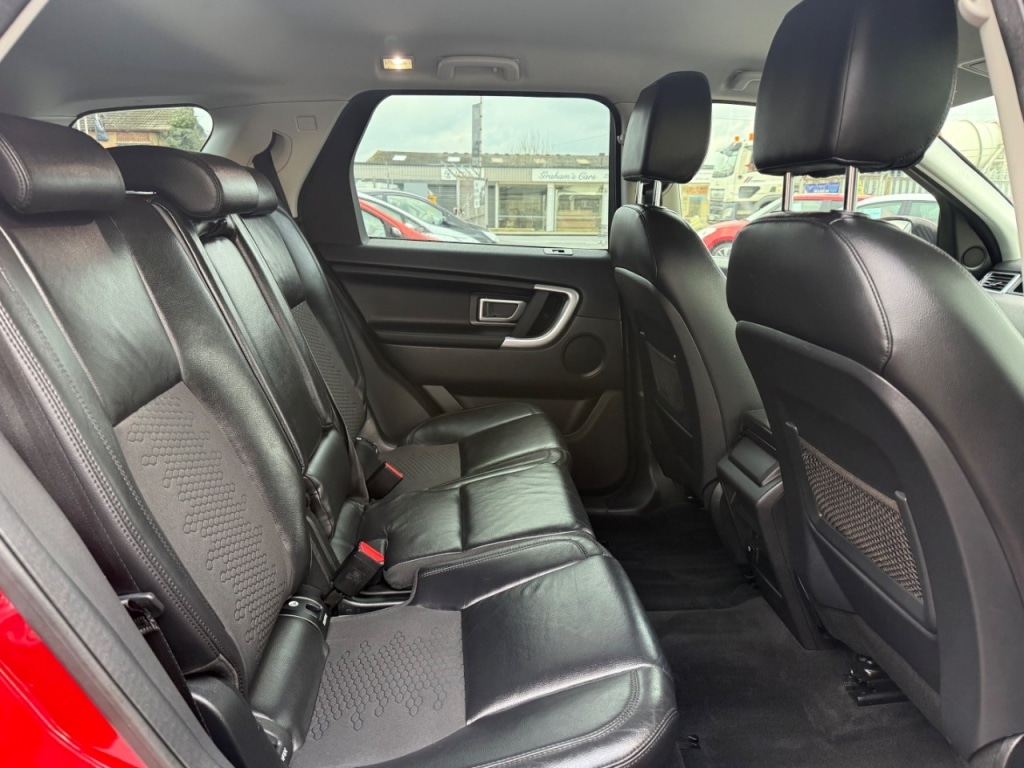 Used Land Rover Discovery Sport 2017 for sale - 77262498: Photo 11
