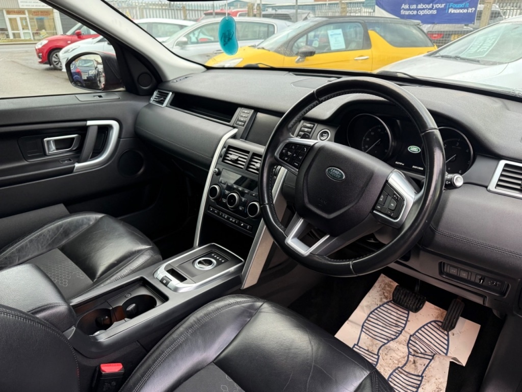 Used Land Rover Discovery Sport 2017 for sale - 77262498: Photo 9