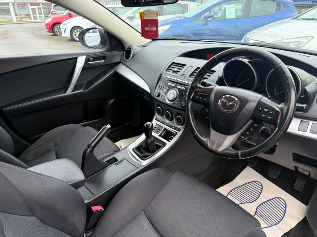 Used Mazda Mazda3 2011 for sale - 77138811: Photo 9