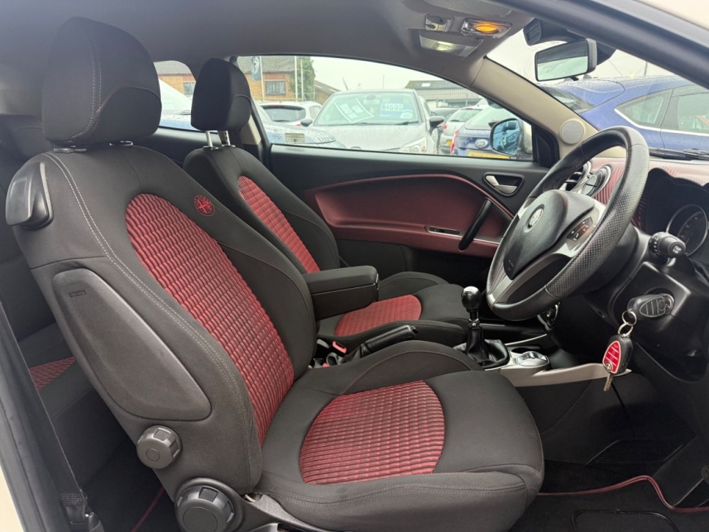 Used Alfa Romeo MiTo 2010 for sale - 77282860: Photo 10