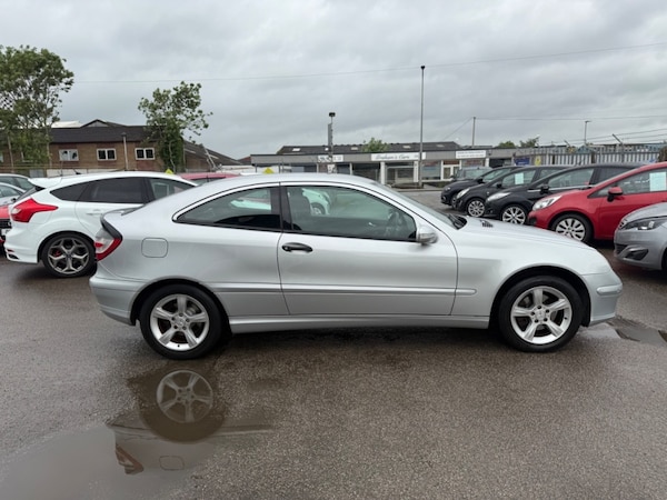 Used Mercedes-Benz C-Class 2007 for sale - 74840590: Photo 6