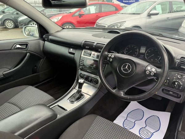 Used Mercedes-Benz C-Class 2007 for sale - 74840590: Photo 9