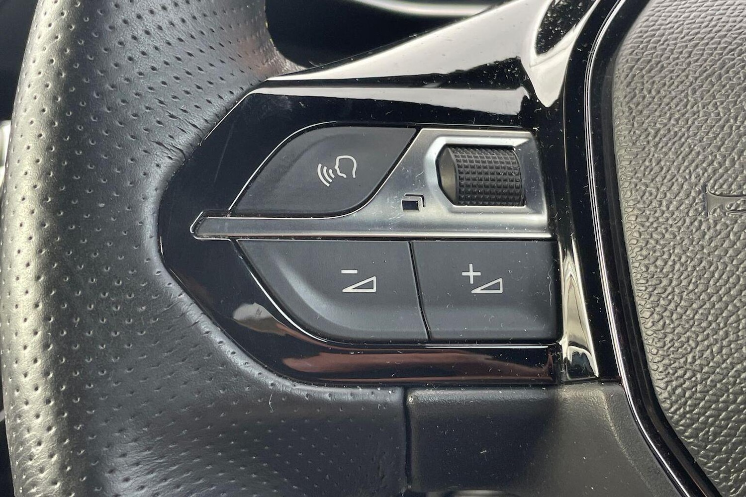 Used Peugeot 208 2021 for sale - 76681361: Photo 17