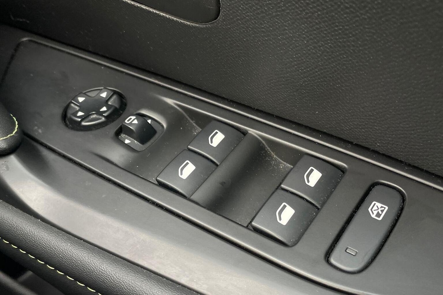 Used Peugeot 208 2021 for sale - 76681361: Photo 21