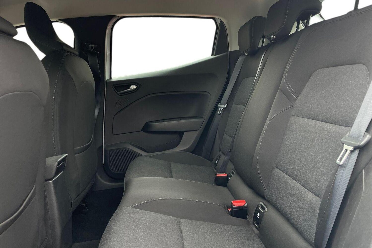 Used Renault Clio 2022 for sale - 76674716: Photo 9