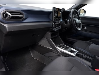 Used Dacia Duster 2025 for sale - 78317470: Photo