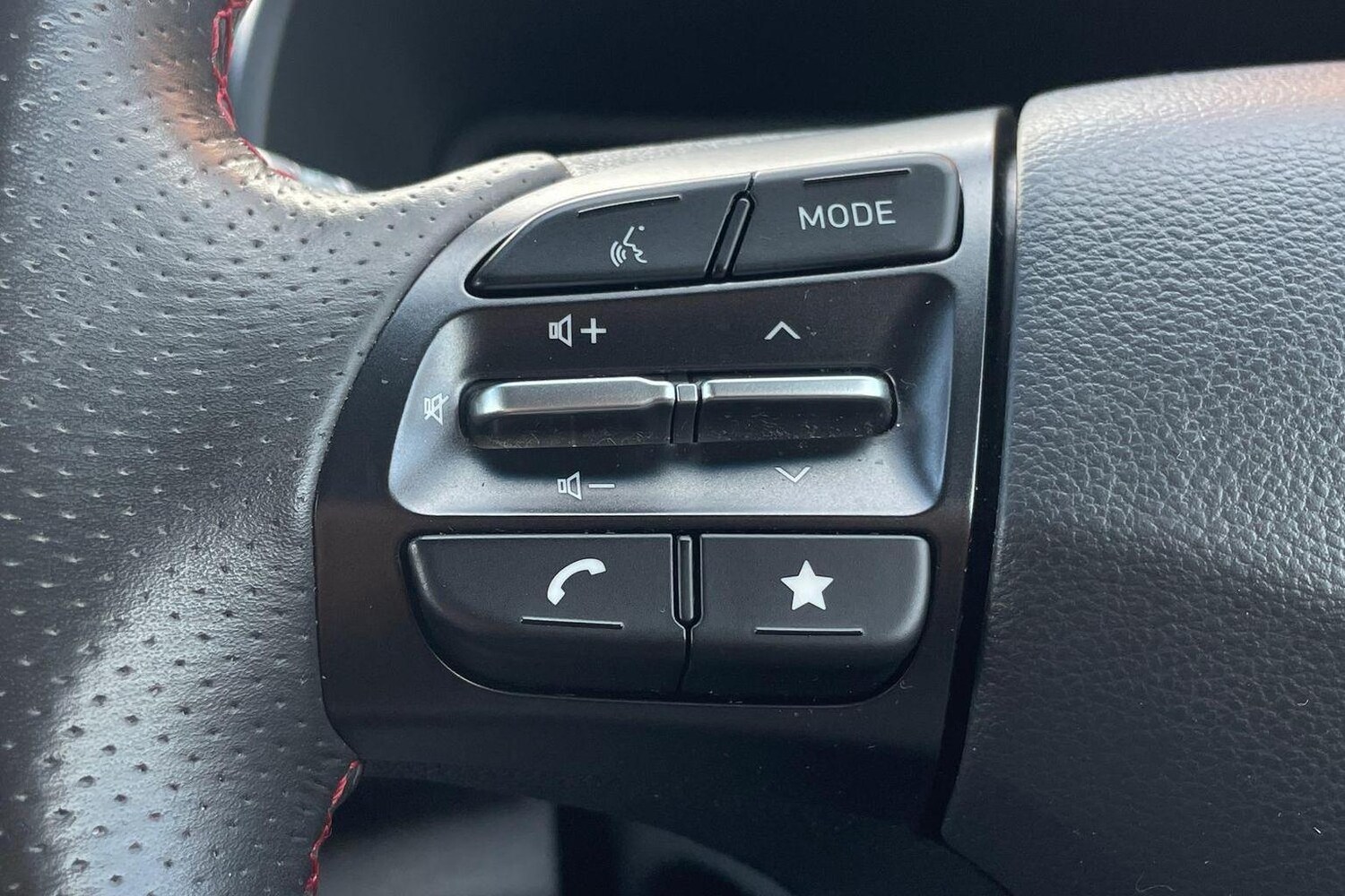 Used Hyundai KONA 2022 for sale - 76674742: Photo 17