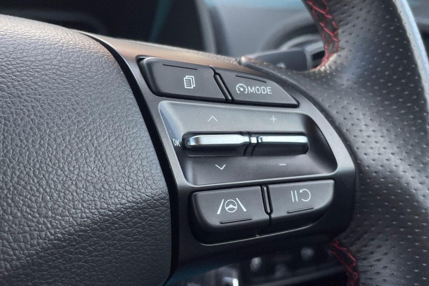 Used Hyundai KONA 2022 for sale - 76674742: Photo 18