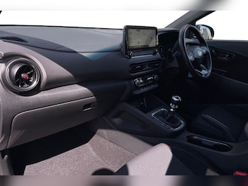 Used Hyundai KONA 2022 for sale - 76674742: Photo