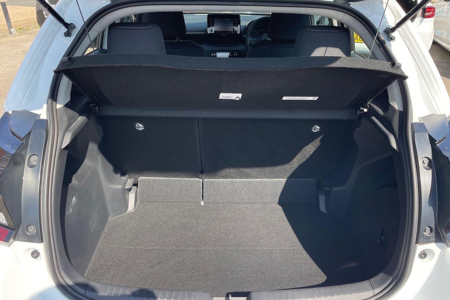 Used Toyota Yaris 2023 for sale - 76676476: Photo 10