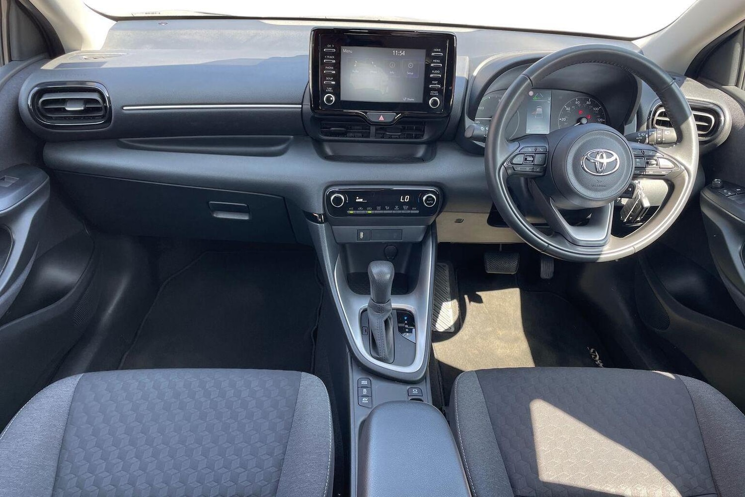 Used Toyota Yaris 2023 for sale - 76676476: Photo 11