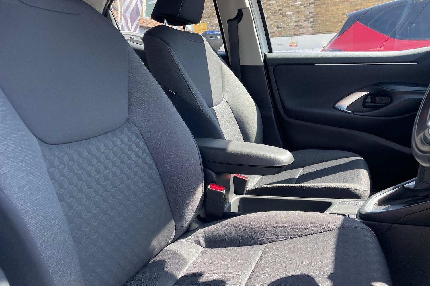 Used Toyota Yaris 2023 for sale - 76676476: Photo 20