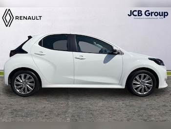 Used Toyota Yaris 2023 for sale - 76676476: Photo