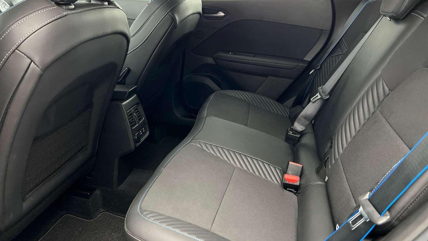 Used Renault Other 2024 for sale - 76677813: Photo 5