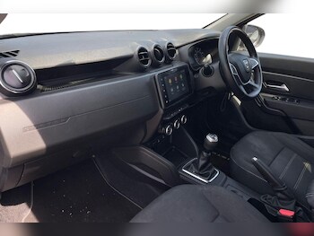 Used Dacia Duster 2022 for sale - 76675608: Photo