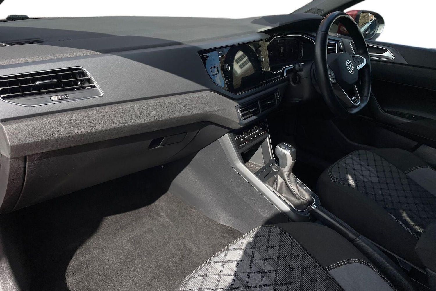 Used Volkswagen Taigo 2022 for sale - 76675064: Photo 2