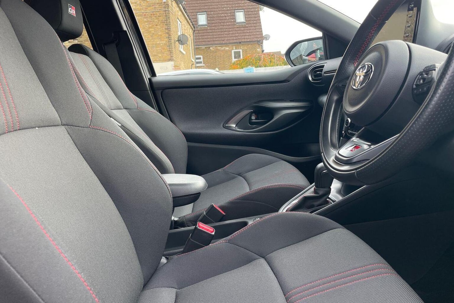 Used Toyota Yaris 2024 for sale - 76677228: Photo 20